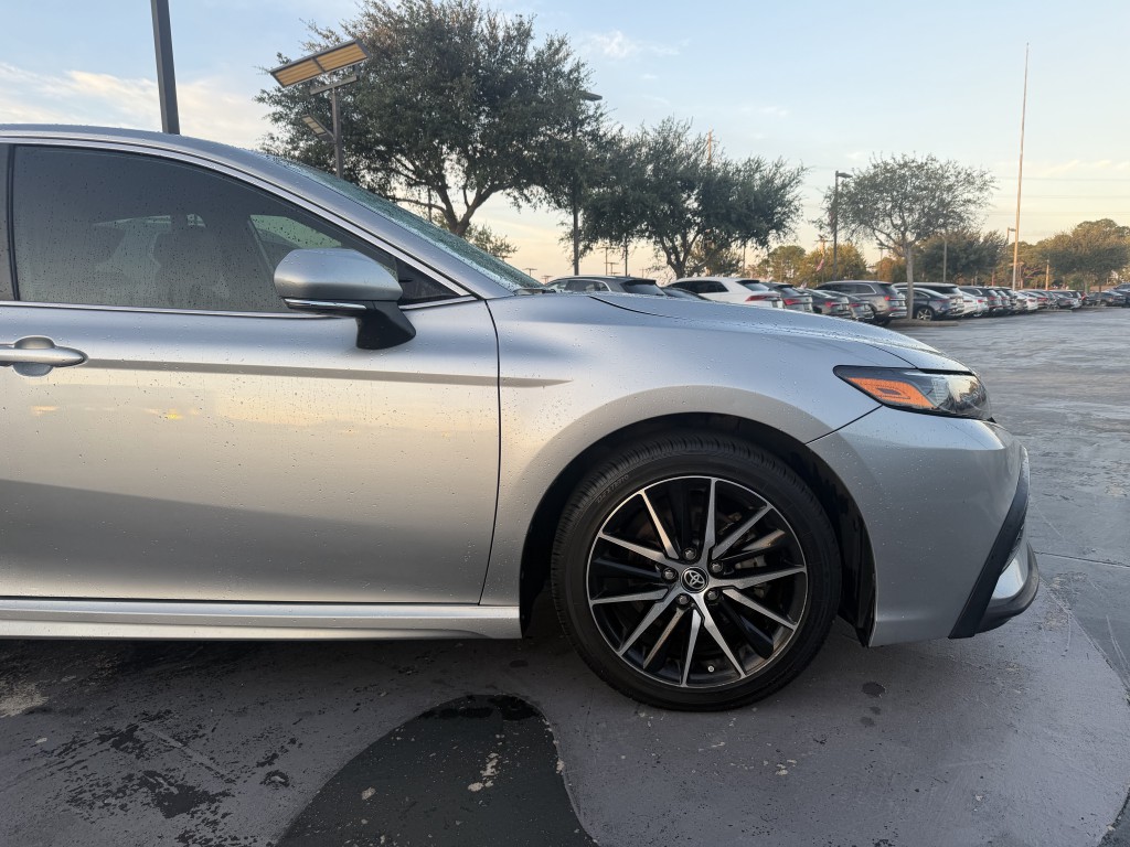 2023 Toyota Camry Image 10