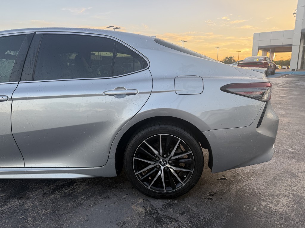 2023 Toyota Camry Image 16