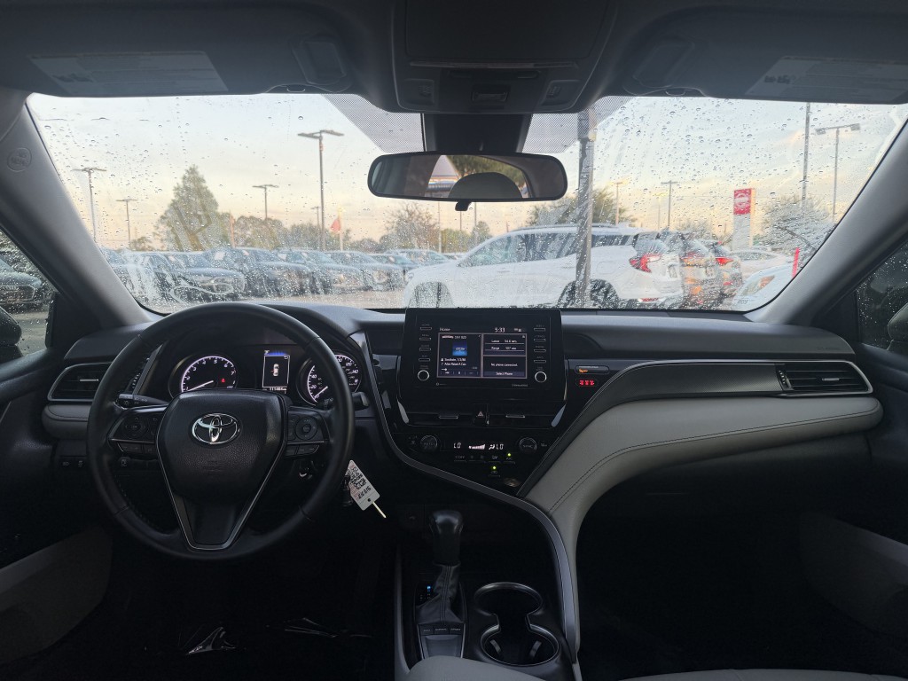 2023 Toyota Camry Image 19