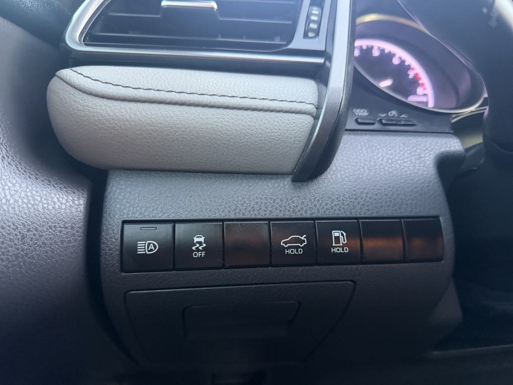 2023 Toyota Camry Image 30