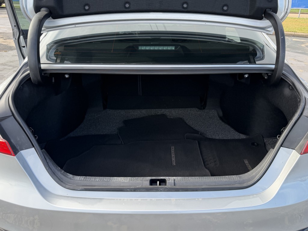 2018 Toyota Camry Image 27