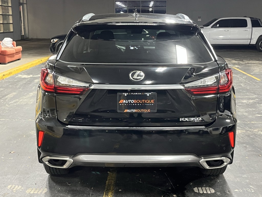 2019 Lexus RX Image 10
