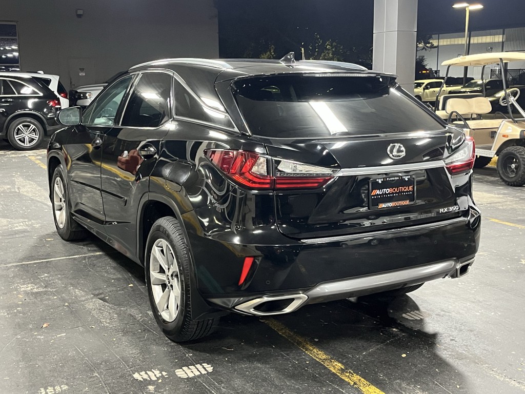 2019 Lexus RX Image 11