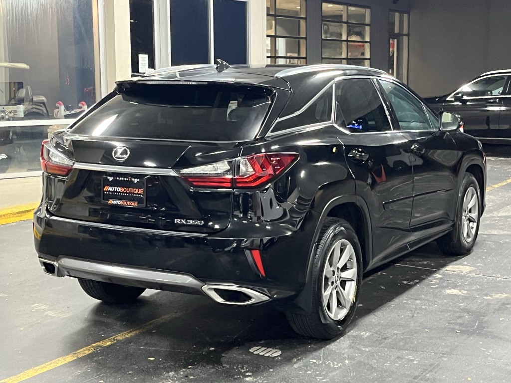 2019 Lexus RX Image 12