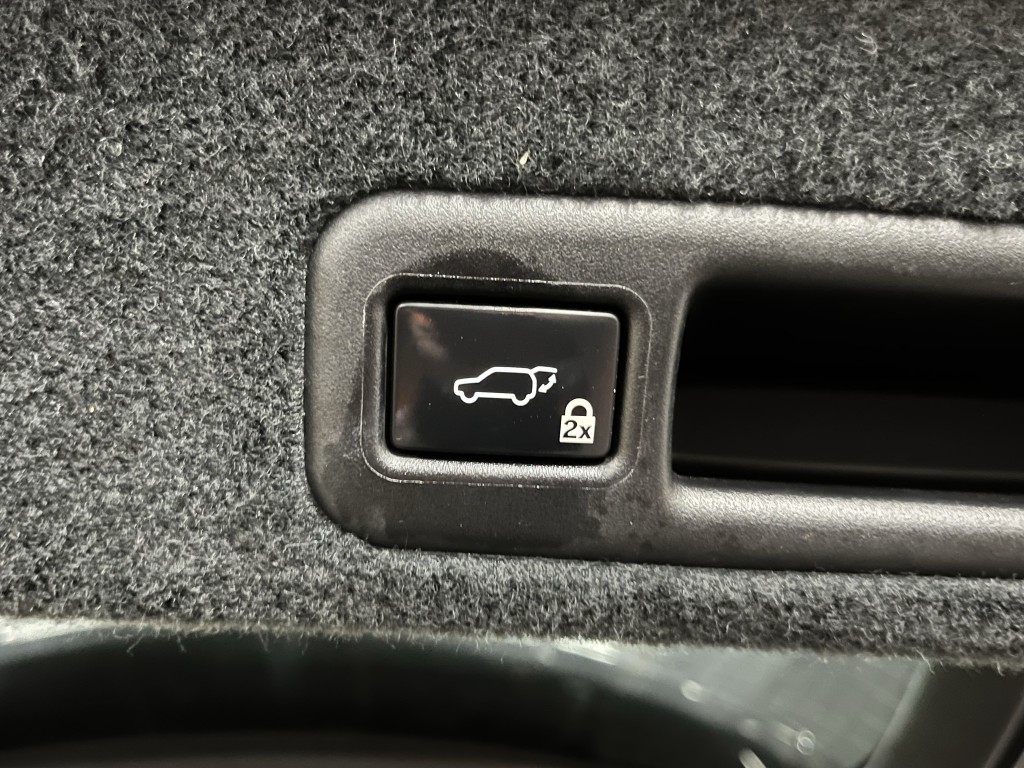 2019 Lexus RX Image 16