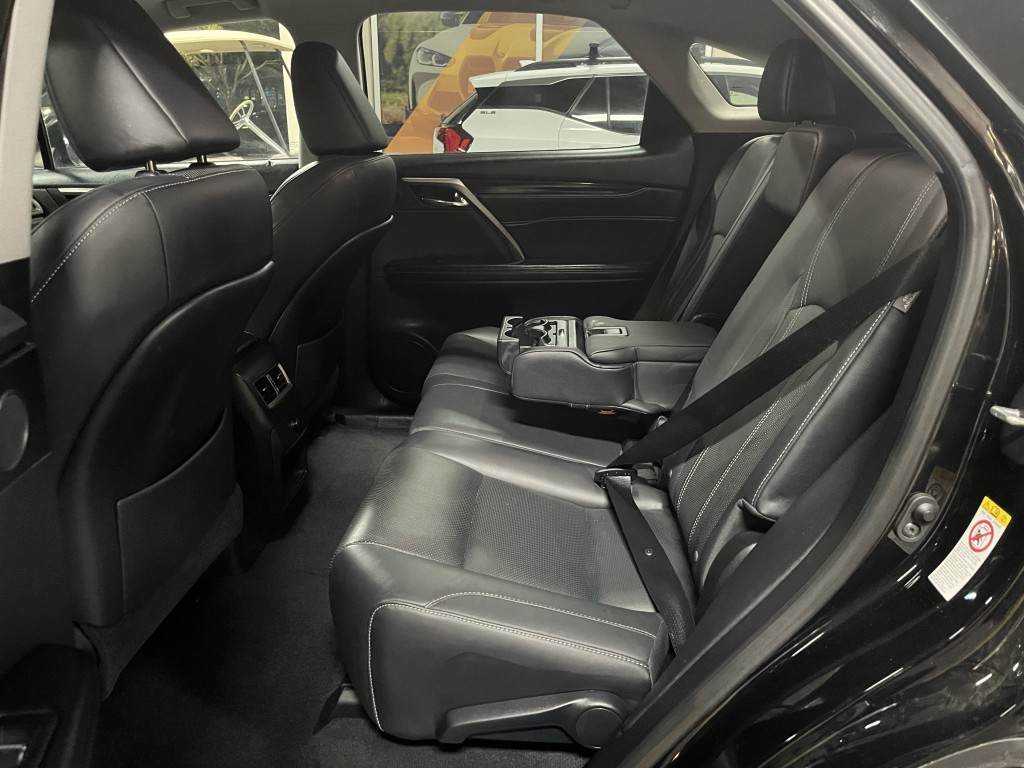 2019 Lexus RX Image 33