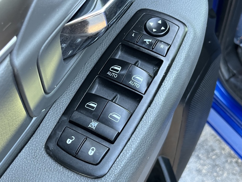 2015 RAM 1500 Image 24