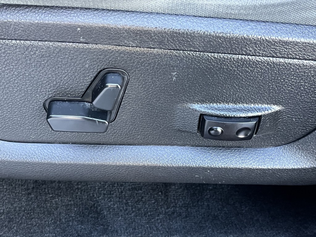 2015 RAM 1500 Image 25