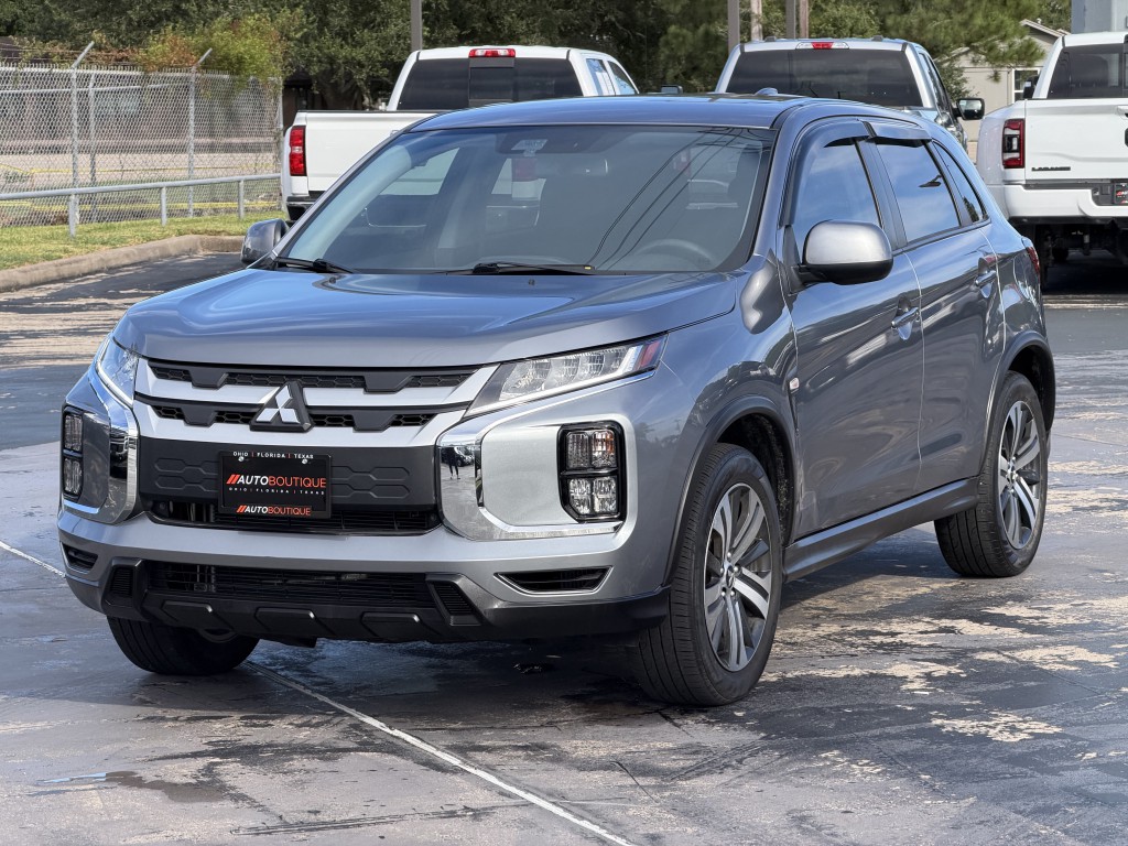 2024 Mitsubishi Outlander Image 6
