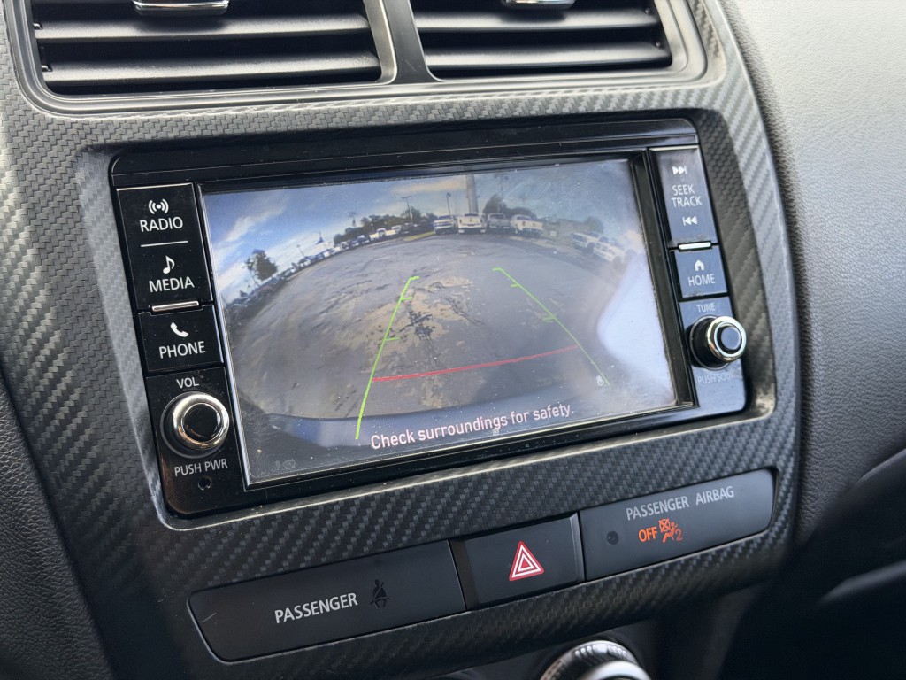 2024 Mitsubishi Outlander Image 20