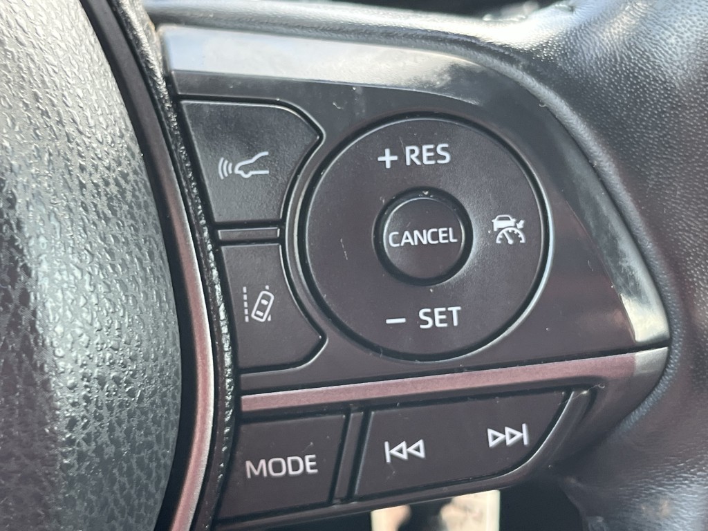 2022 Toyota Camry Image 19