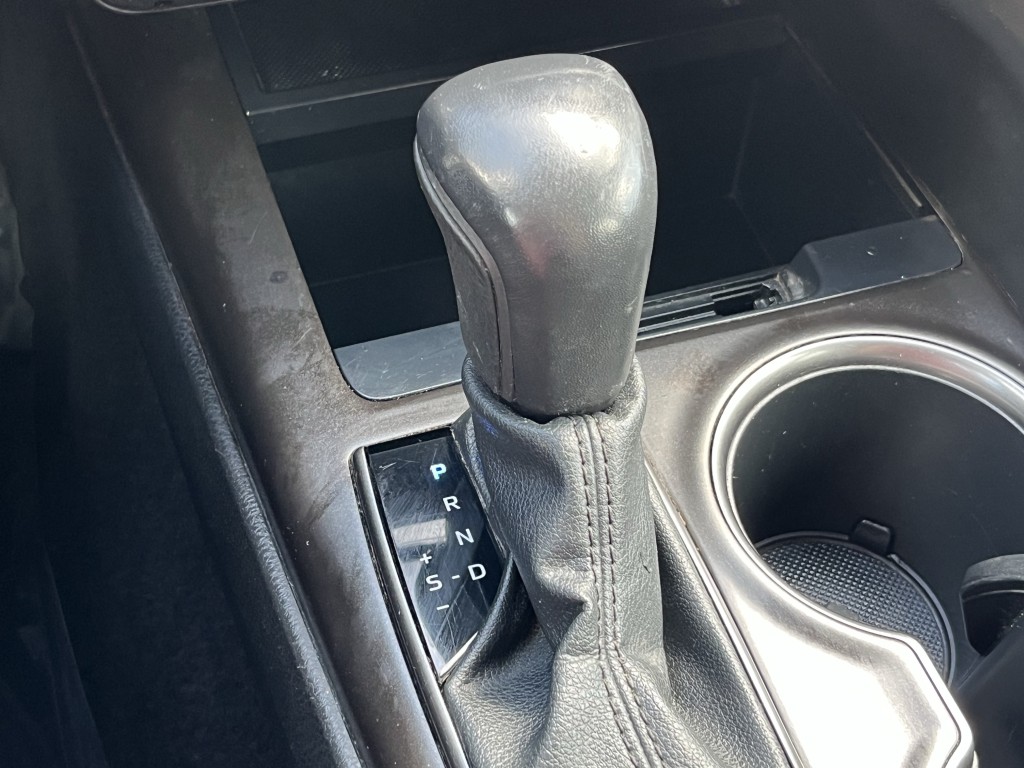 2022 Toyota Camry Image 21