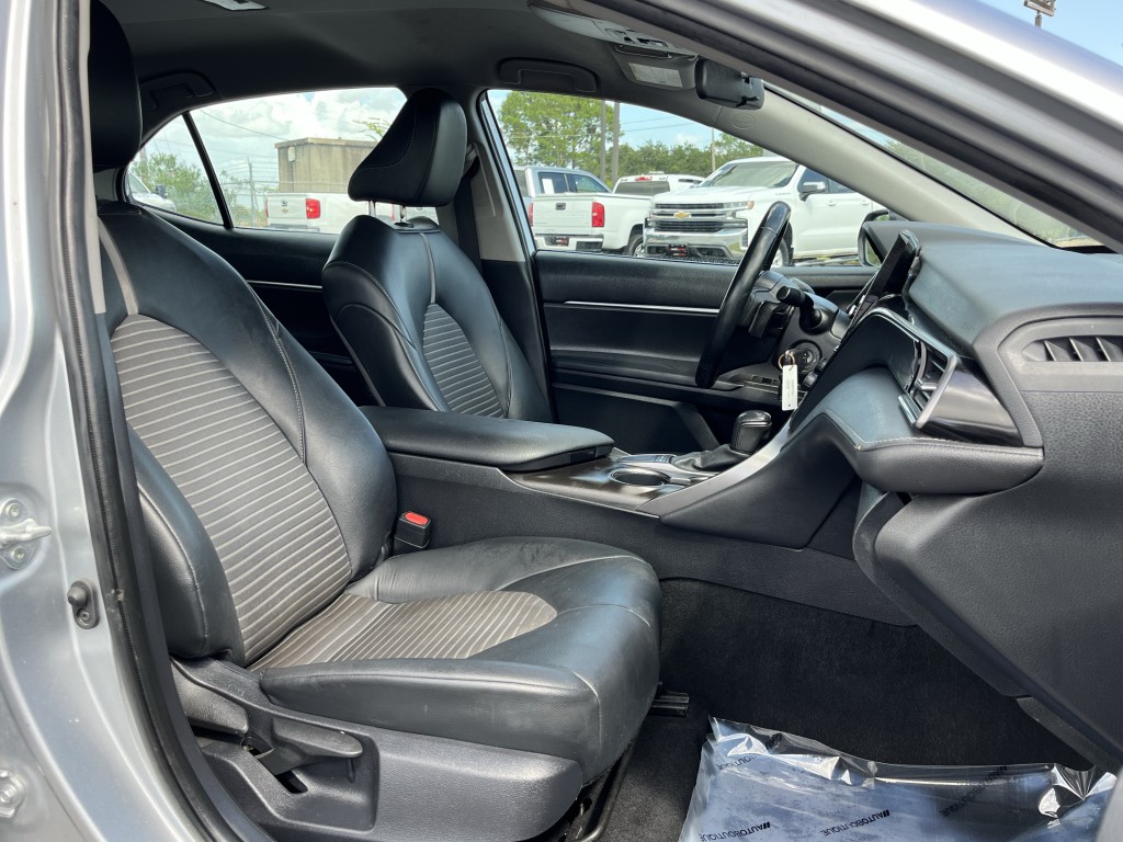 2022 Toyota Camry Image 27