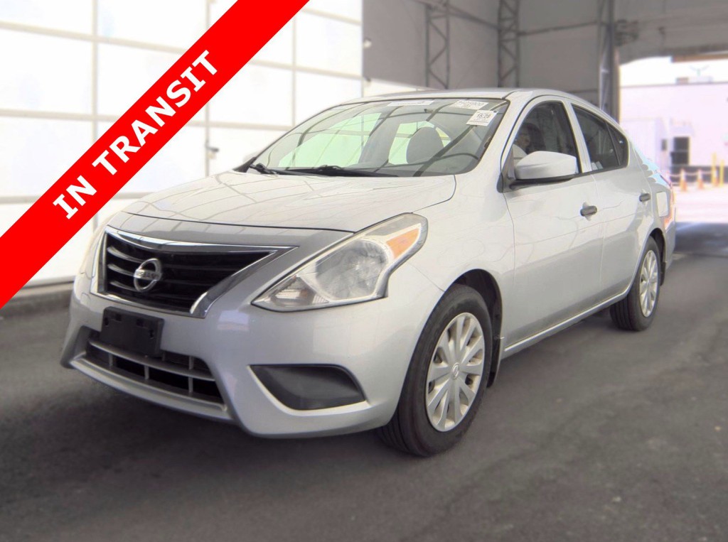 2018 Nissan Versa Image 1