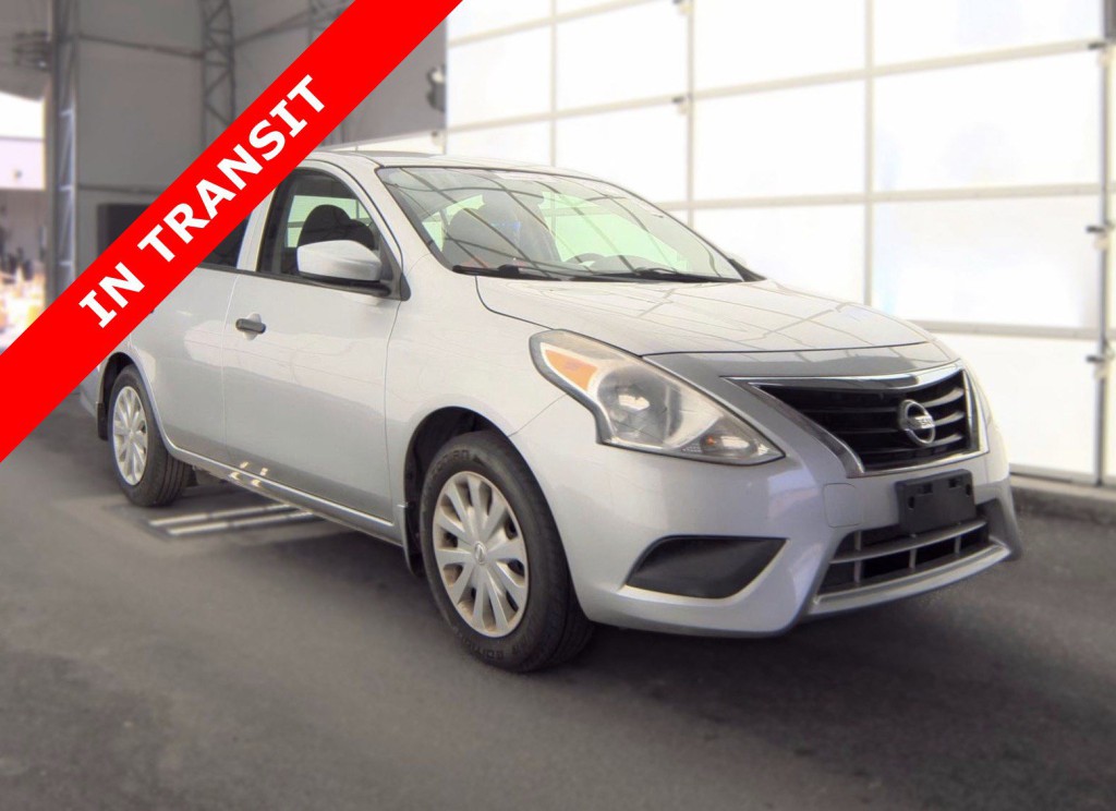 2018 Nissan Versa Image 5