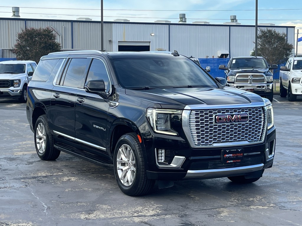 2022 GMC Yukon Image 5