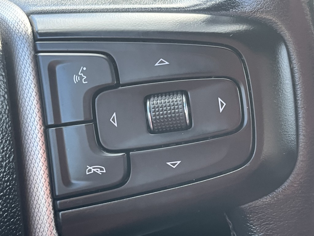 2022 GMC Yukon Image 22