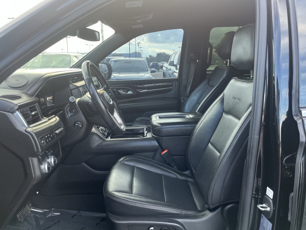 2022 GMC Yukon Image 30