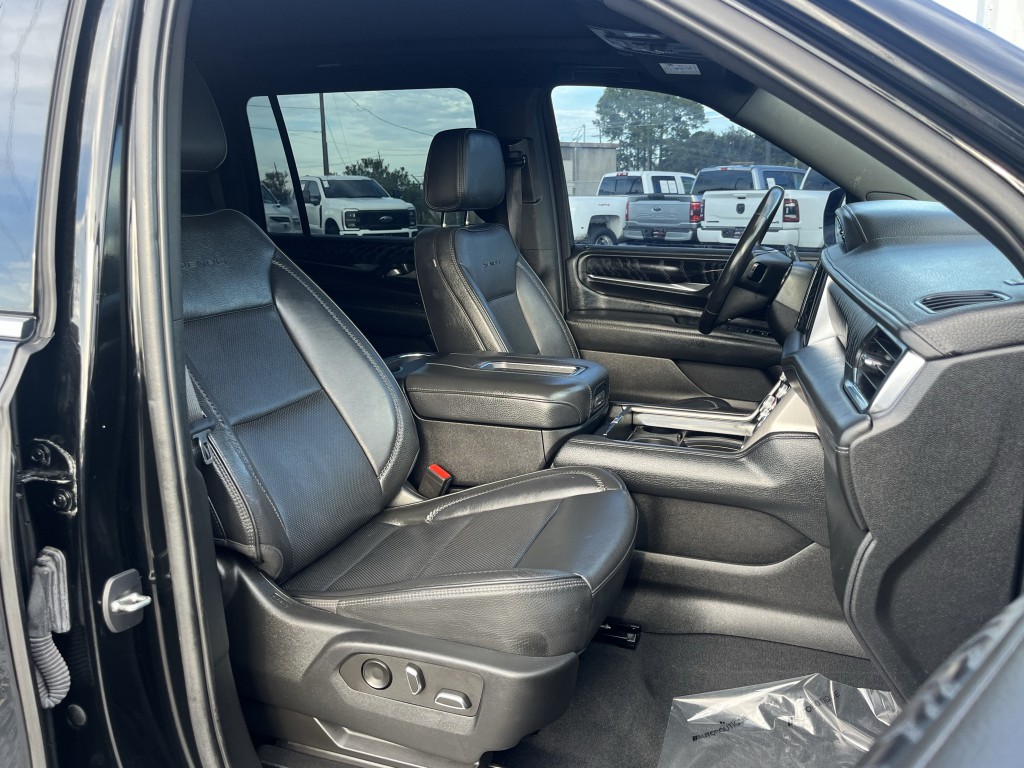 2022 GMC Yukon Image 31