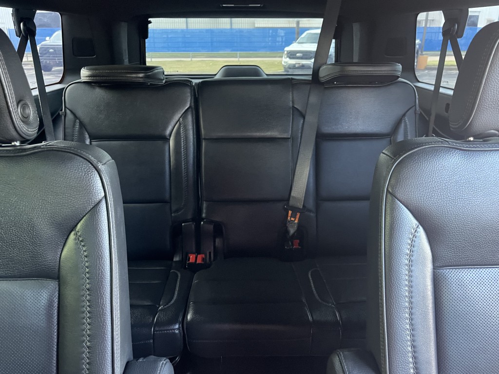 2022 GMC Yukon Image 33