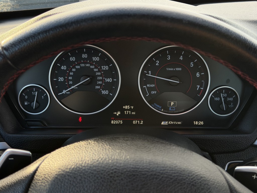 2017 BMW 3 Series Image 10