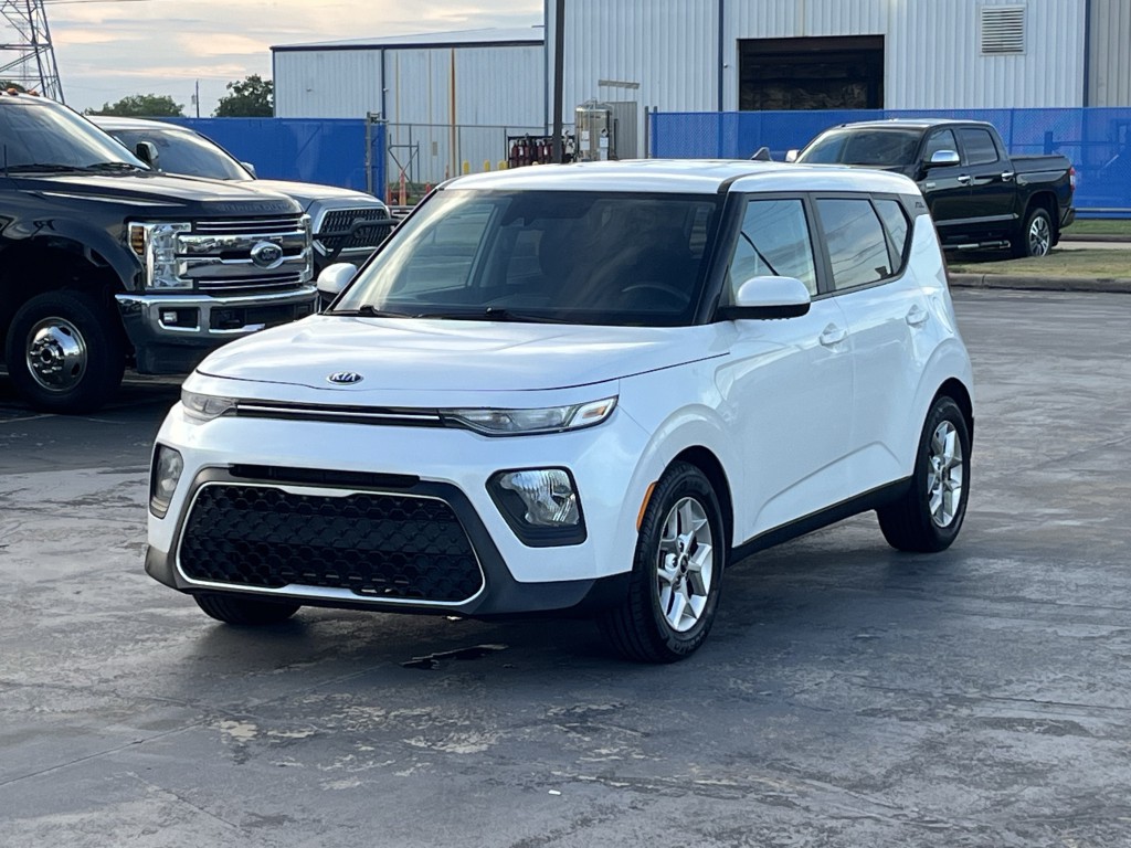 2021 Kia Soul Image 3