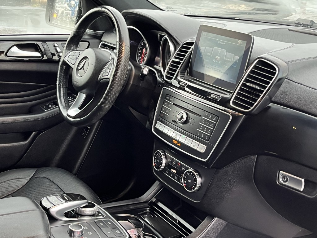 2017 Mercedes-Benz GLE-Class Image 18