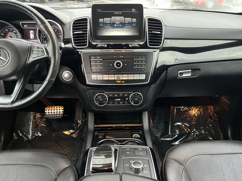 2017 Mercedes-Benz GLE-Class Image 26