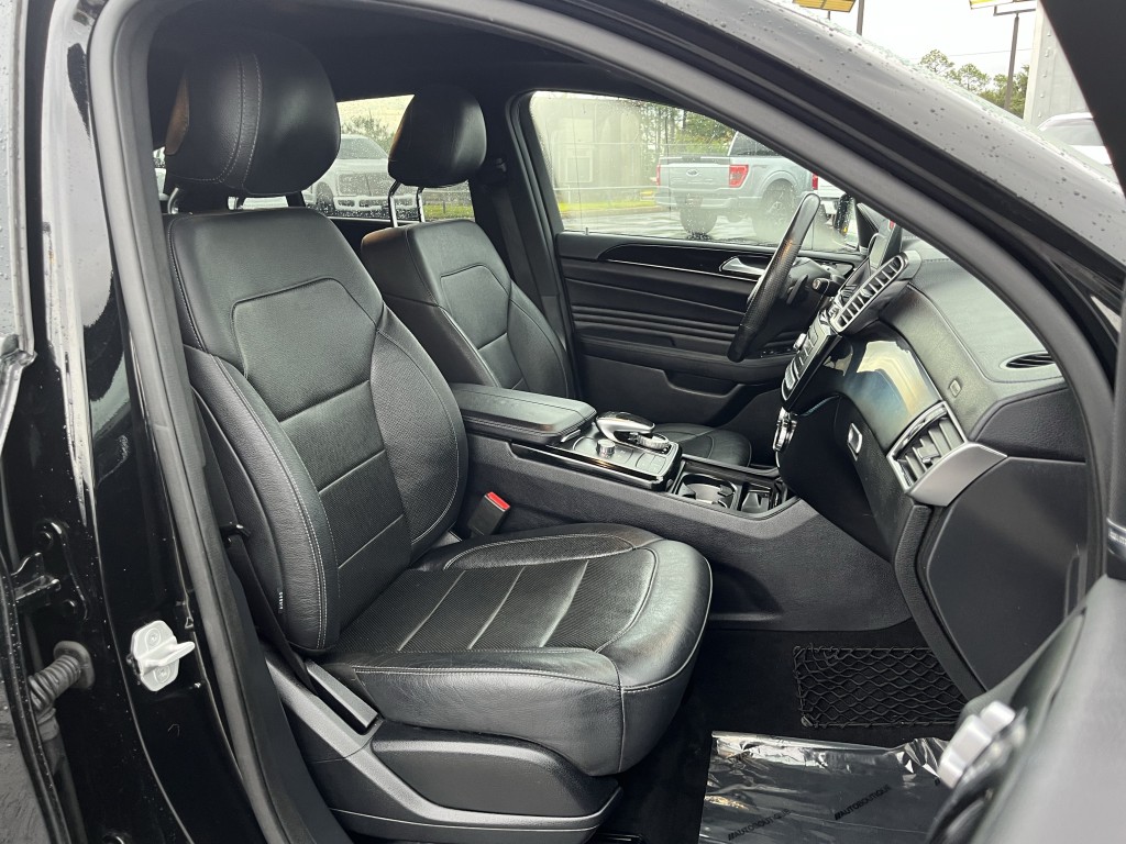 2017 Mercedes-Benz GLE-Class Image 30