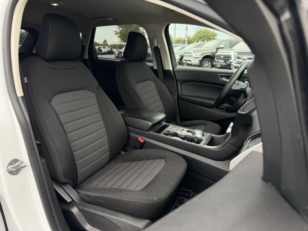 2023 Ford Edge Image 19