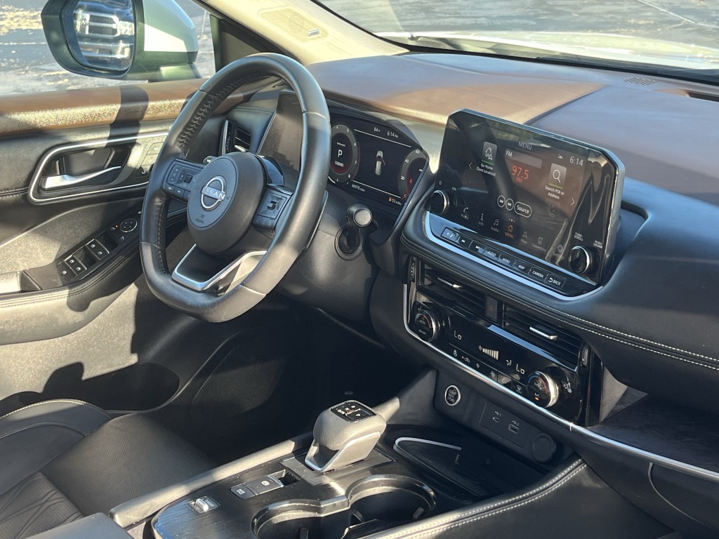 2023 Nissan Rogue Image 19