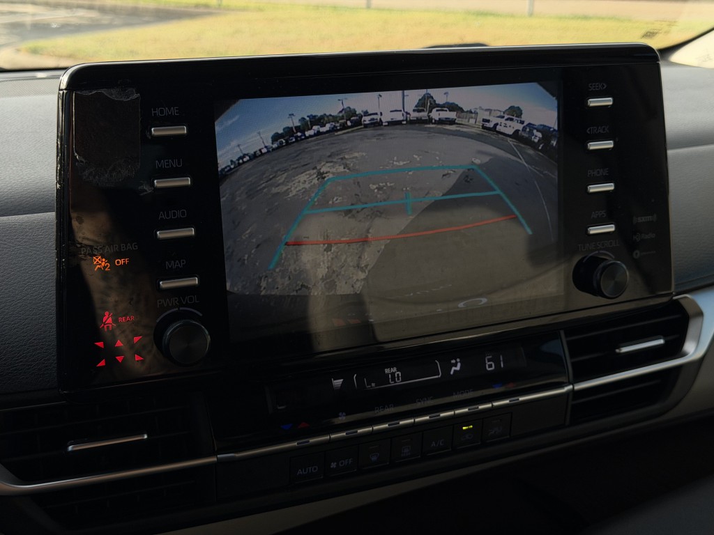 2022 Toyota Sienna Image 12