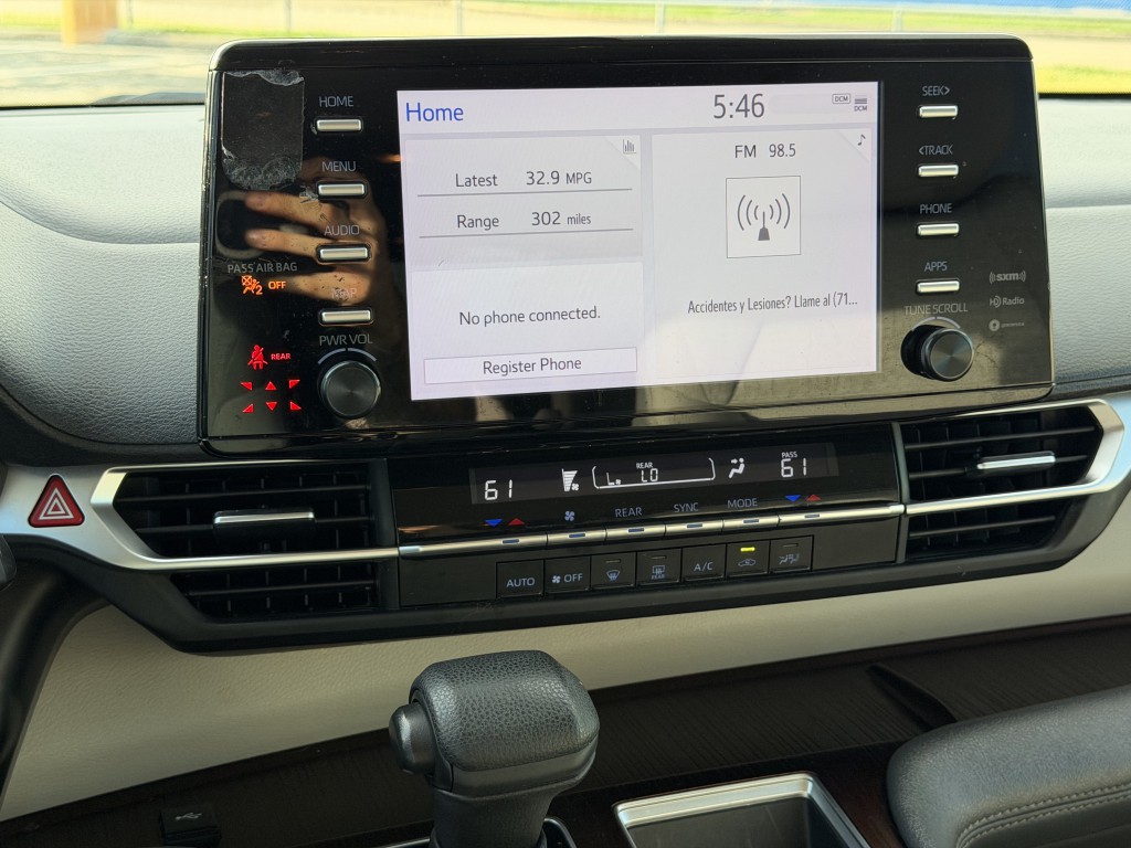 2022 Toyota Sienna Image 24