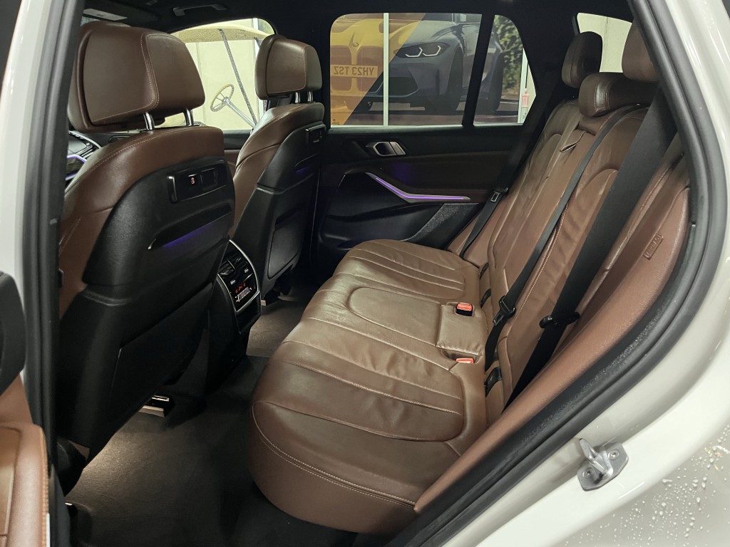 2020 BMW X5 Image 31