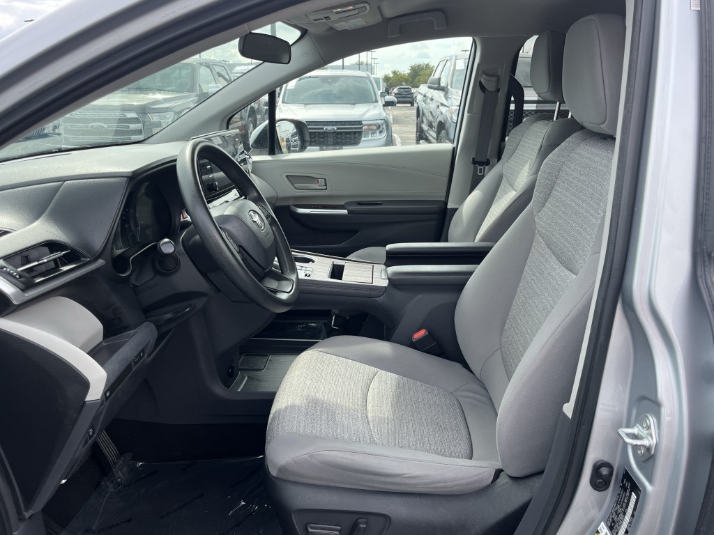 2022 Toyota Sienna Image 26