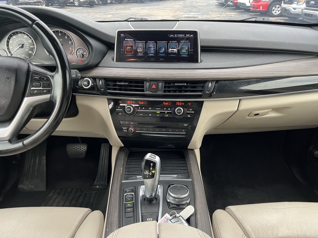 2017 BMW X5 Image 27