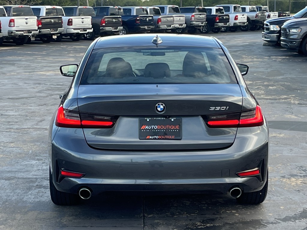 2021 BMW 3 Series Image 10