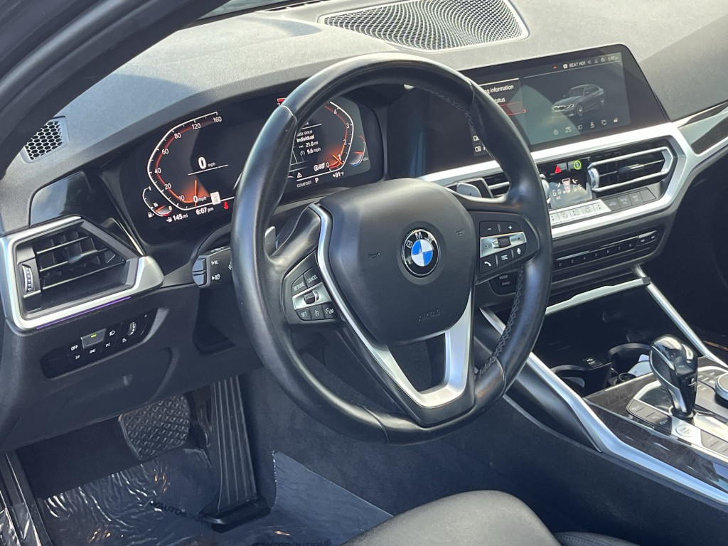 2021 BMW 3 Series Image 17