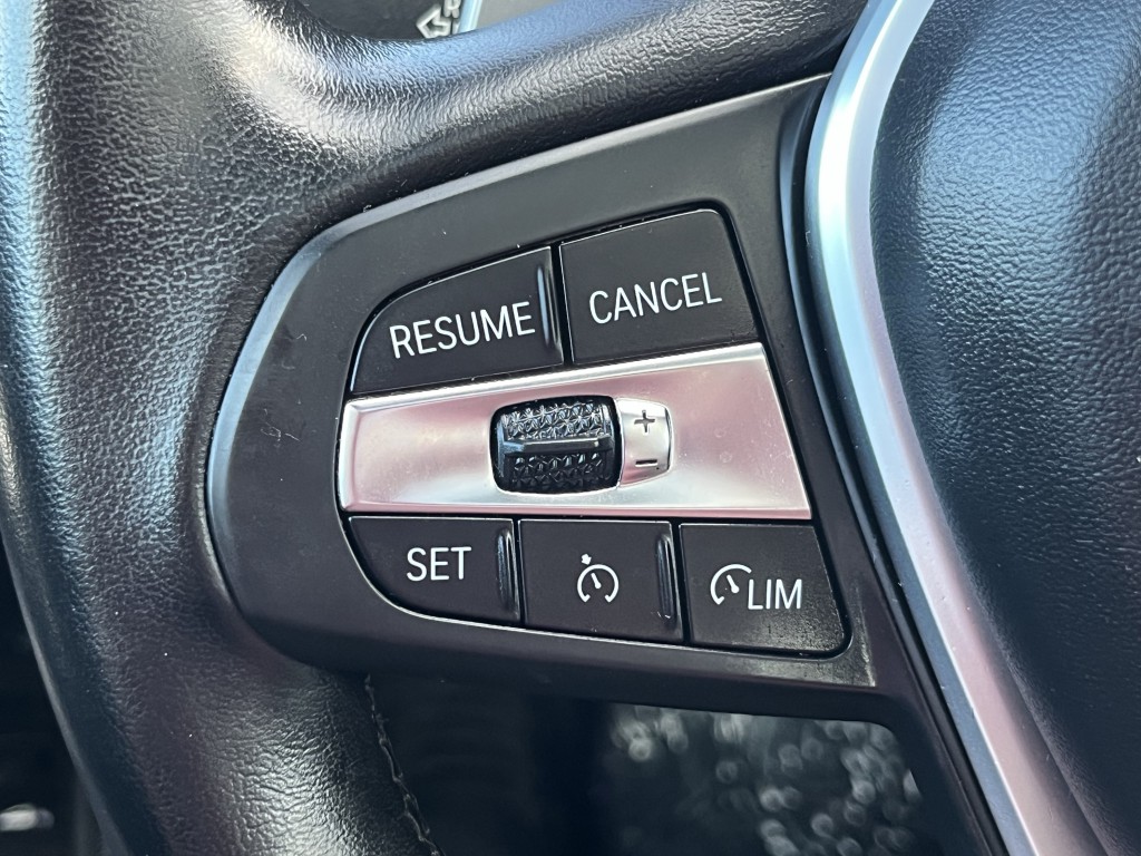 2021 BMW 3 Series Image 21