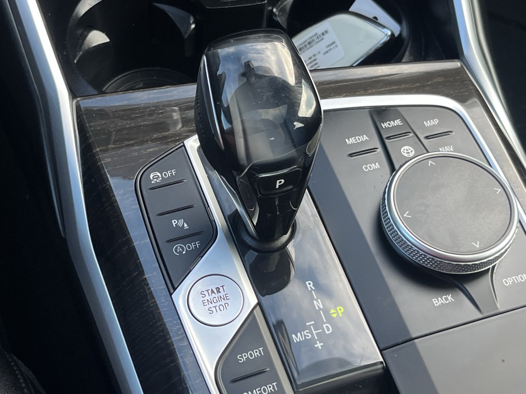 2021 BMW 3 Series Image 24