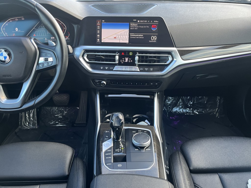 2021 BMW 3 Series Image 26