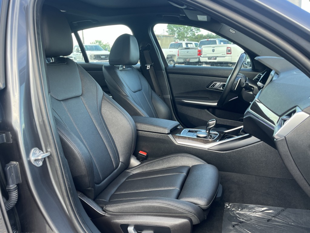 2021 BMW 3 Series Image 31