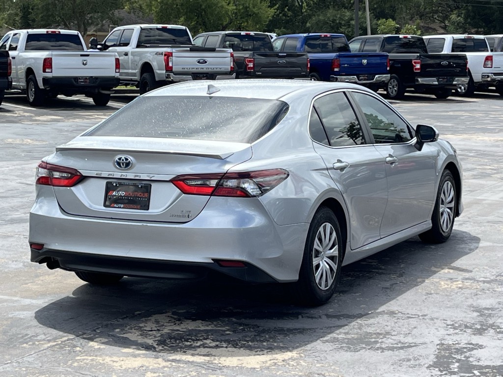 2023 Toyota Camry Image 11