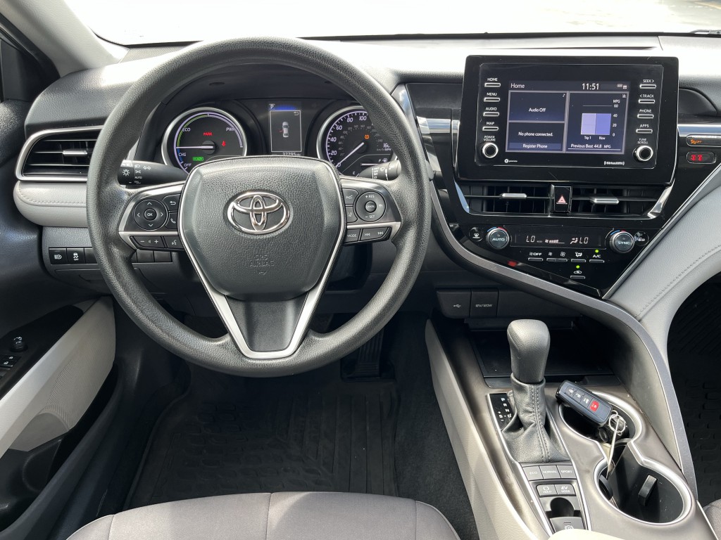 2023 Toyota Camry Image 16