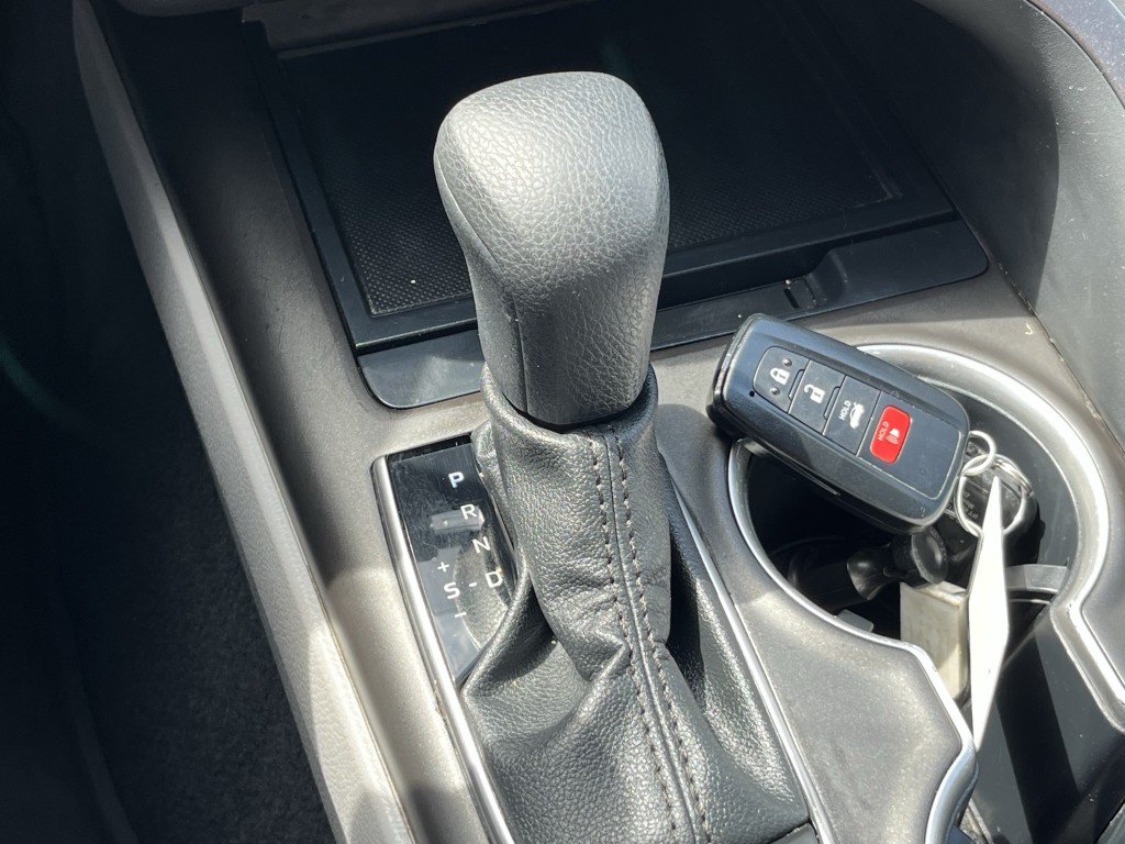 2023 Toyota Camry Image 21