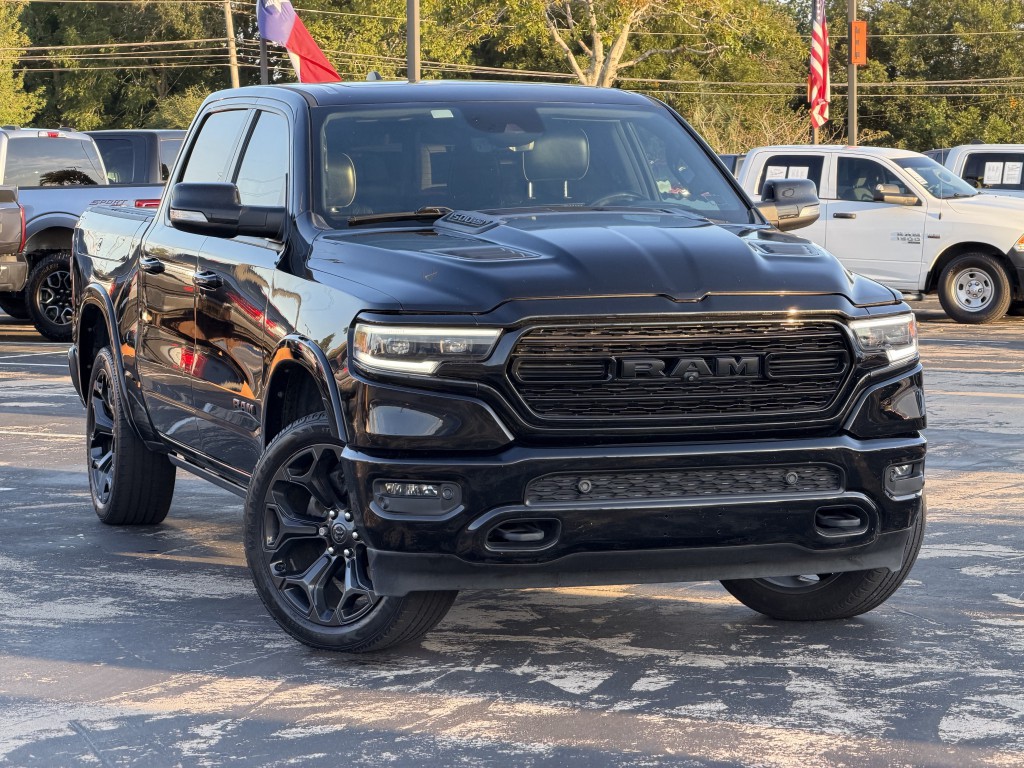 2022 RAM 1500 Image 3