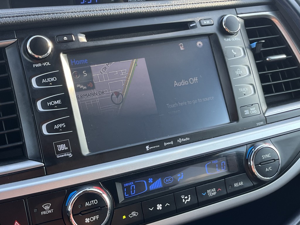 2019 Toyota Highlander Image 8
