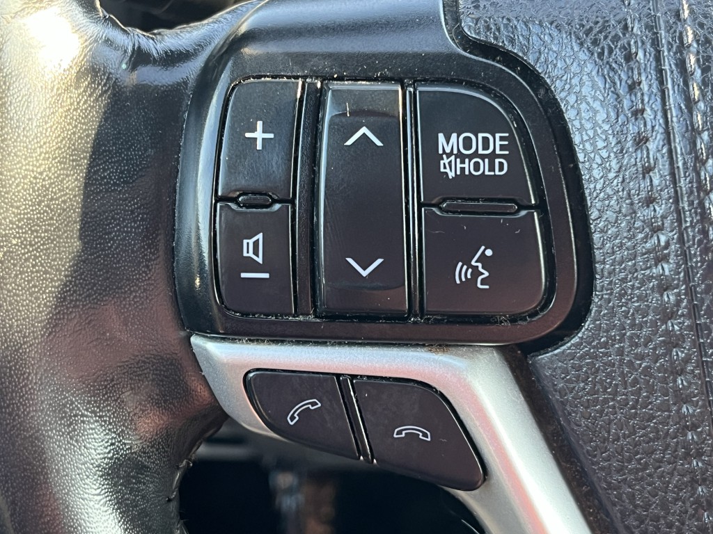 2019 Toyota Highlander Image 19