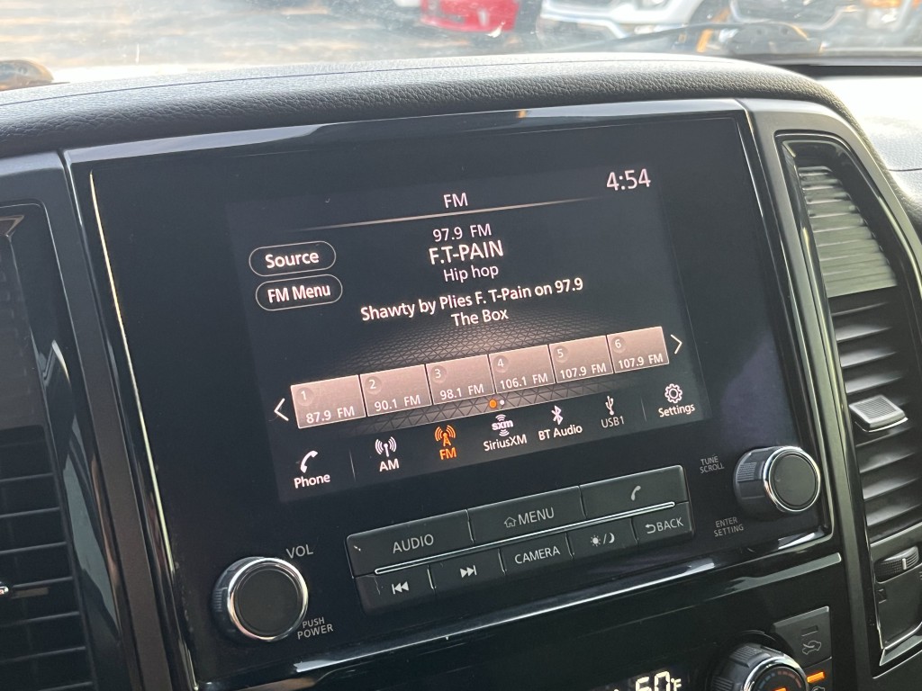 2023 Nissan Titan Image 8
