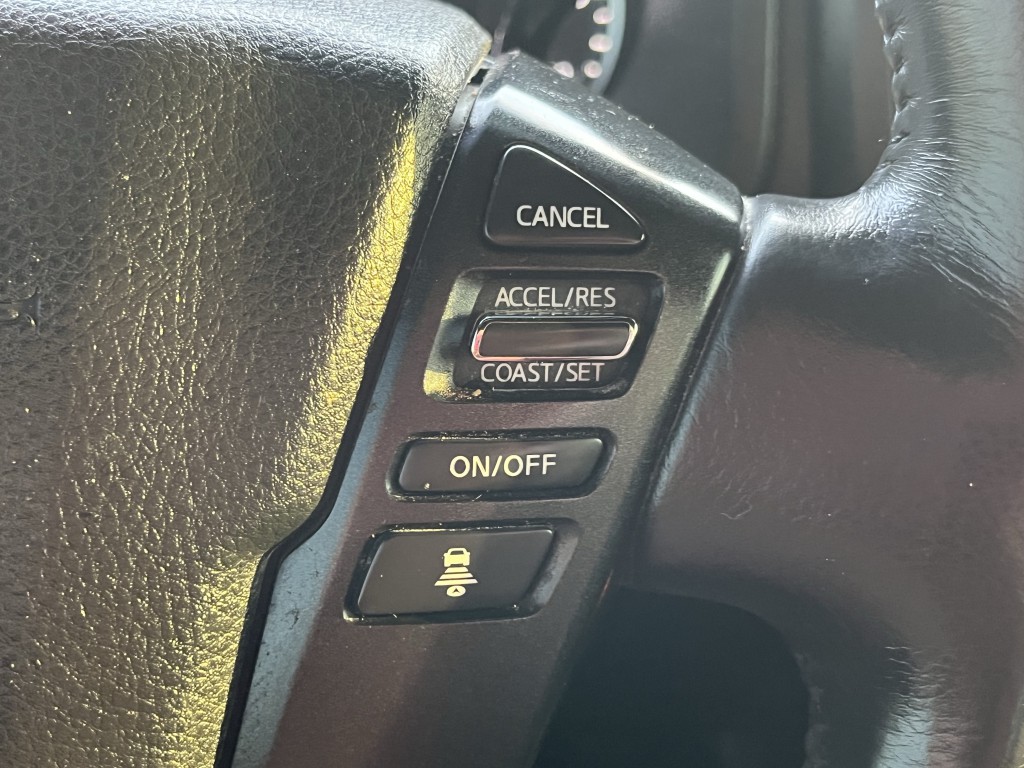 2023 Nissan Titan Image 19